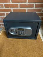 Kluis 35b x 25 d x 25 h merk RoHS, Ophalen, Gebruikt, Brandkast