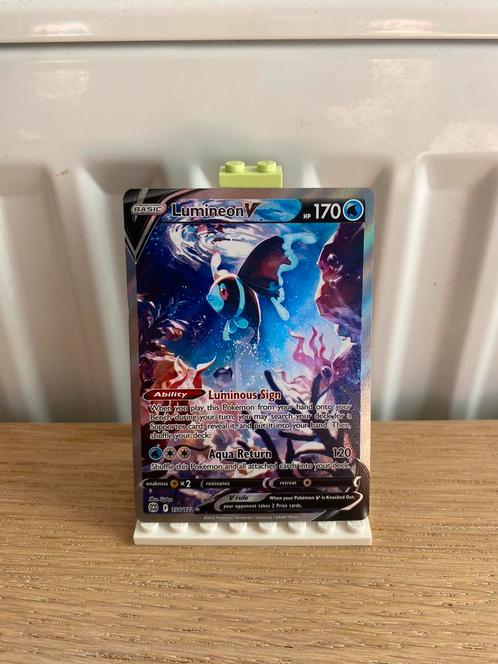 Lumineon V Full Art 156/172 - Pokemobn kaart, Hobby en Vrije tijd, Verzamelkaartspellen | Pokémon, Nieuw, Losse kaart, Foil, Ophalen of Verzenden