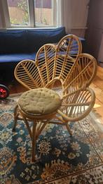 Rotan stoel in bloemmodel, Ophalen of Verzenden