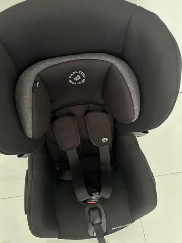 De Maxi-Cosi AxissFix kinderen autostoel beschikbaar voor biedingen