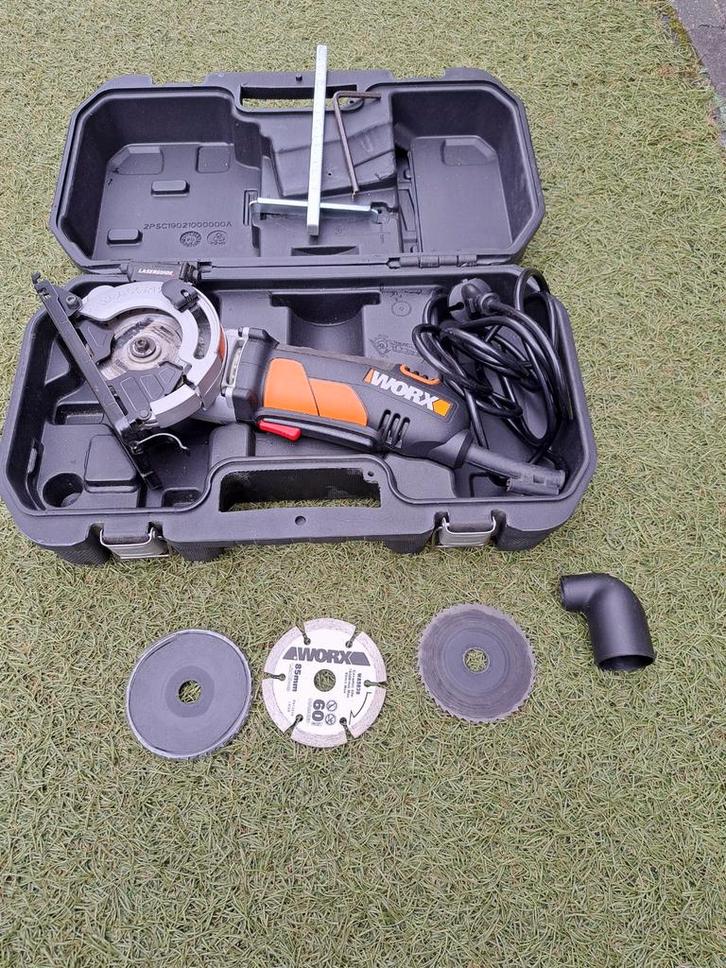 WORX Zaagmachine met accessoires, Doe-het-zelf en Verbouw, Gereedschap | Schuurmachines, Gebruikt, Overige typen, Minder dan 600 watt