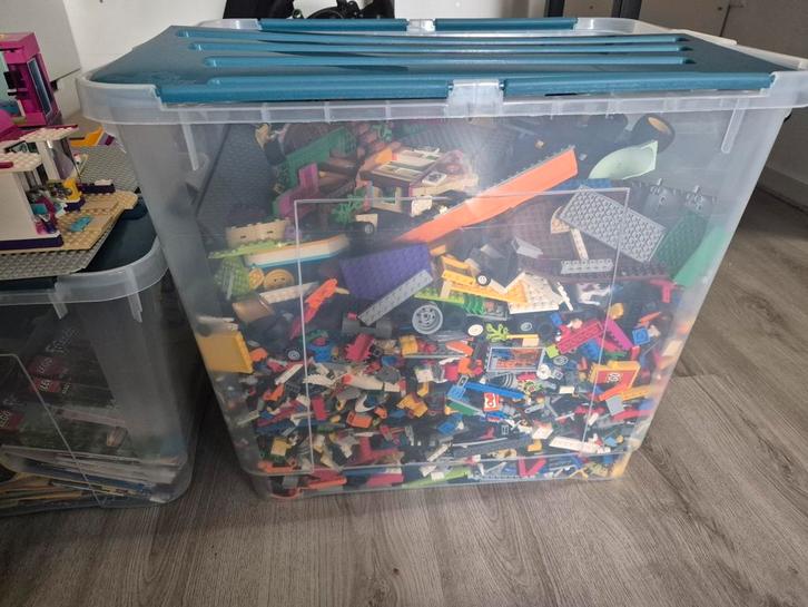 Ontzettend veel lego, lego friends, lego technics etc, Kinderen en Baby's, Speelgoed | Duplo en Lego, Ophalen
