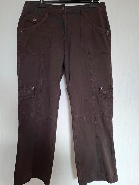 Miss Etam broek met extra zakken. Bruin. Maat 44, Kleding | Dames, Broeken en Pantalons, Zo goed als nieuw, Maat 42/44 (L), Bruin