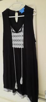 Zwarte zomertuniek met witte borduursels, maat L., Ophalen of Verzenden, Zo goed als nieuw, Maat 38/40 (M), Zwart