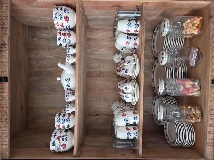 Boerenbond servies 141 stuks, Huis en Inrichting, Keuken | Servies, Nieuw, Bord(en), Overige stijlen, Porselein, Ophalen