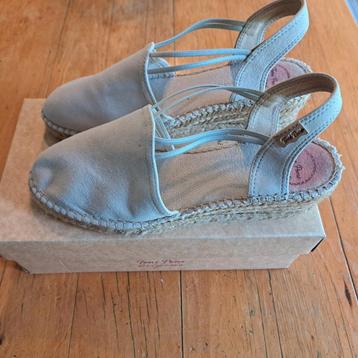 Open schoenen met sleehak, maat 40 beschikbaar voor biedingen