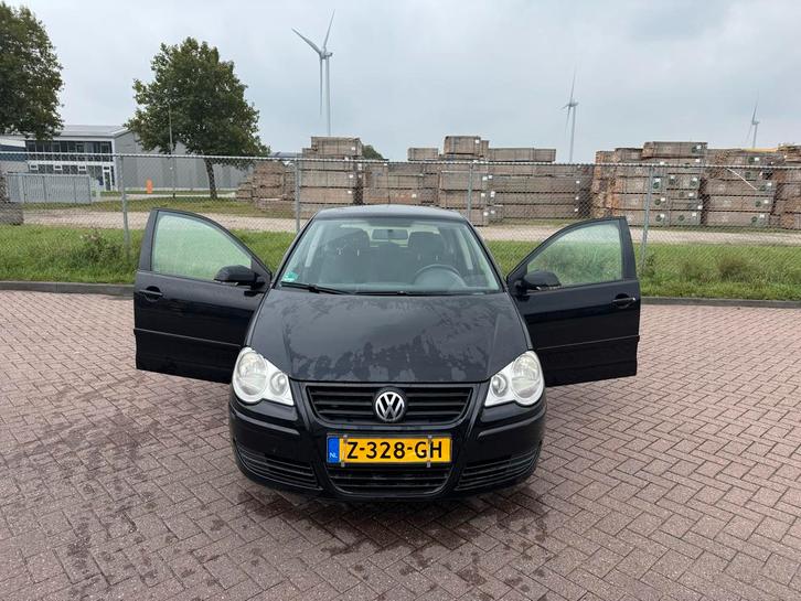 Volkswagen Polo 1.4 16V 59KW 2009 Zwart, Auto's, Volkswagen, Particulier, Polo, Benzine, Hatchback, Handgeschakeld, Geïmporteerd