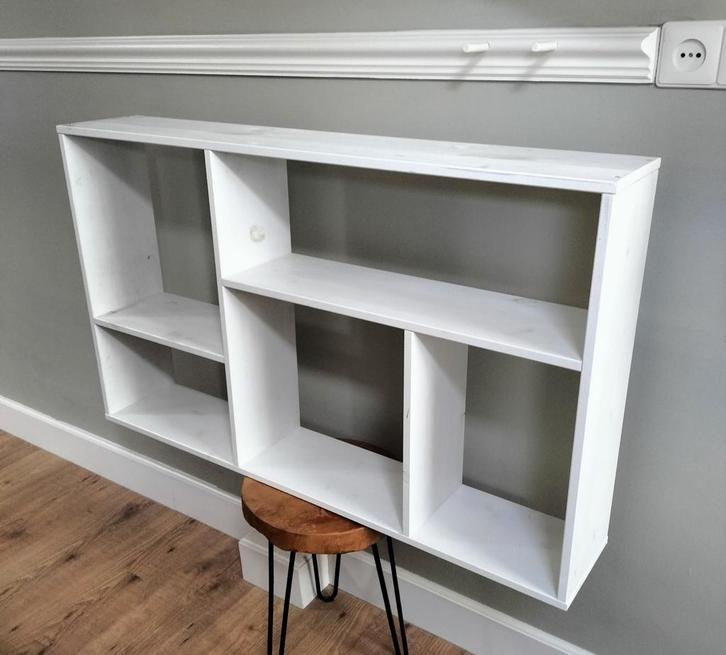 WOOOD wandrek wandkast vakkenkast muurkast, Huis en Inrichting, Kasten | Wandmeubels, Gebruikt, Minder dan 150 cm, 25 tot 50 cm