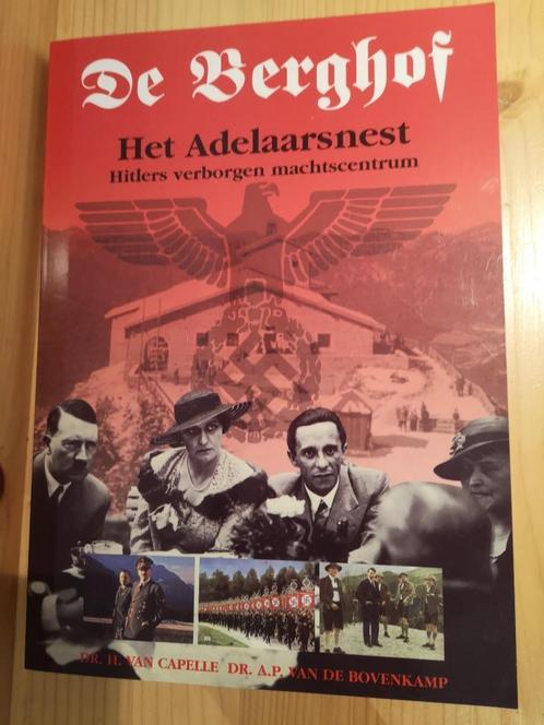 De Berghof Het Adelaarsnest - v. Capelle en v.d. Bovenkamp, Boeken, Oorlog en Militair, Gelezen, Algemeen, Tweede Wereldoorlog