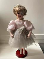 Mooie porseleinen pop in tutu, Ophalen of Verzenden, Gebruikt, Overige typen