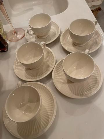 Wedgwood Edme kopjes beschikbaar voor biedingen