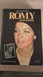 Romy Schneider - Album Photos - Sylviane Pommier, Boeken, Ophalen of Verzenden, Gelezen, Sylviane Pommier, Film, Tv en Media