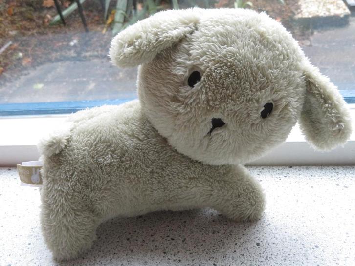 Hond Snuffie van Nijntje Dick Bruna Miffy merk Tiamo, Kinderen en Baby's, Speelgoed | Knuffels en Pluche, Zo goed als nieuw, Hond