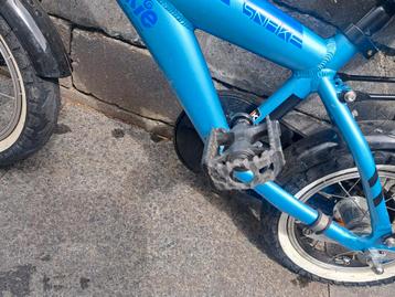 Loekie 12 inch jongensfiets  beschikbaar voor biedingen