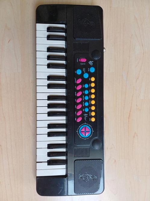 MUSIC HS-3715 Keyboard (aangepaasd), Muziek en Instrumenten, Keyboards, Gebruikt, Overige aantallen, Overige merken, Ophalen
