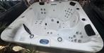 Balboa jacuzzi 5 persoons 2 lig wit incl cover, Ophalen, Jacuzziboer, Traan 5 9351VM Leek, Nieuw