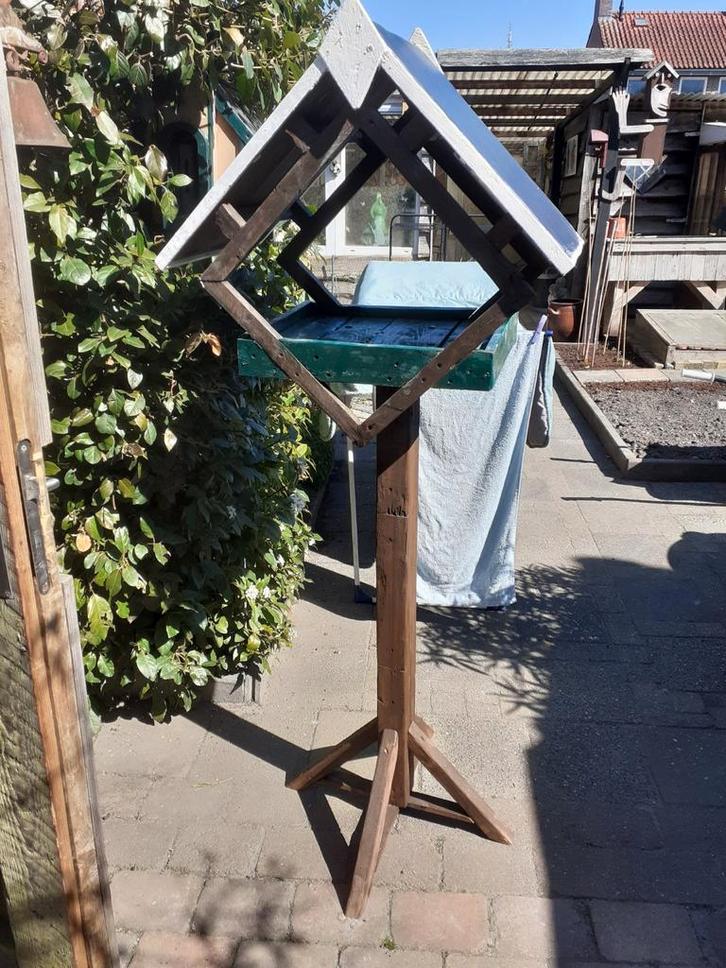 Groot vogel voeder huis, Tuin en Terras, Vogelhuisjes en Vogelbaden, Zo goed als nieuw, Ophalen