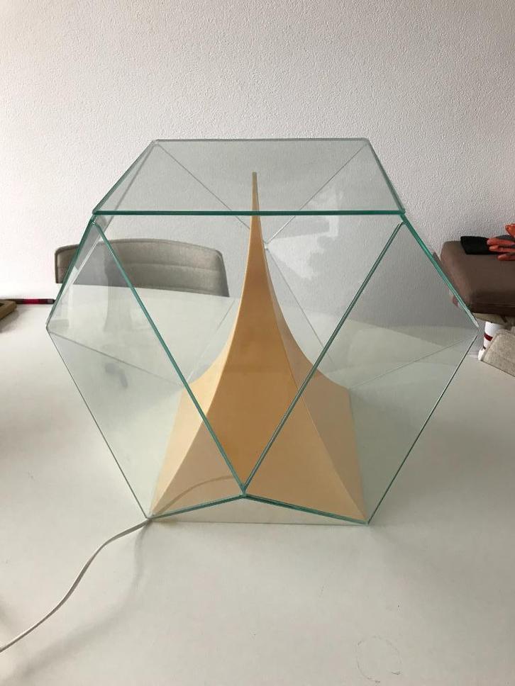 Zeldzame Kuboctaëder Marcel Simons lamp kunst object, Huis en Inrichting, Lampen | Tafellampen, Minder dan 50 cm, Glas, Ophalen
