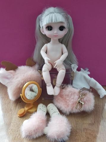 Barbie bjd mini Doll incl Fashion set  beschikbaar voor biedingen