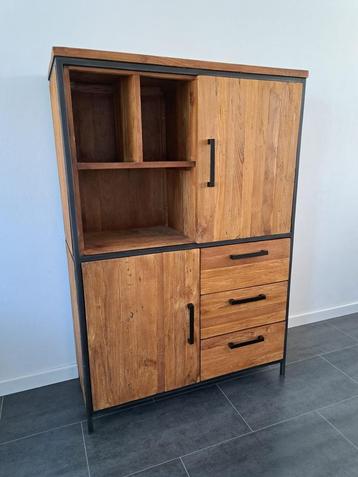Stoere Buffetkast Pronto Wonen beschikbaar voor biedingen
