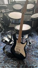 Yamaha pacifica elektrische gitaar en hoes, Ophalen of Verzenden, Zo goed als nieuw