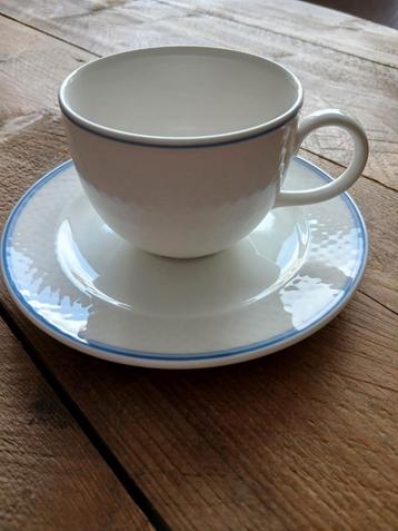 Villeroy&Boch kop en schotels beschikbaar voor biedingen