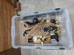 Opberg box met plastic kerstballen., Ophalen, Zo goed als nieuw