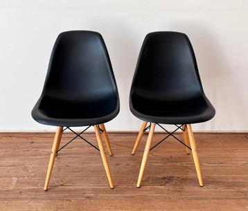 2x Eames DSW stoel, replica, zwart beschikbaar voor biedingen
