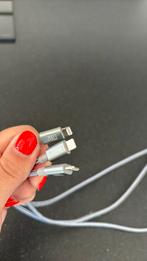 Drie oplaadsnoeren, Ophalen of Verzenden, Zo goed als nieuw, Apple iPhone