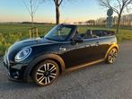 Mini Cabrio 1.5 136pk Aut 2019 Zwart, Auto's, Mini, Zwart, Cabriolet, 4 stoelen, Zwart
