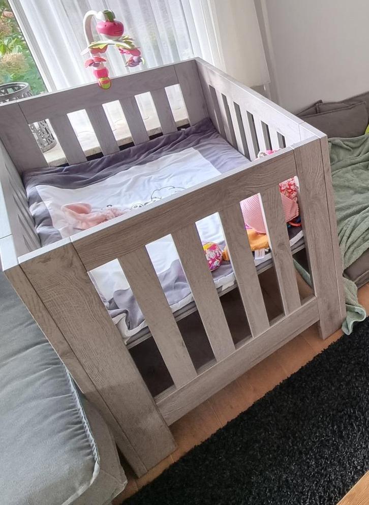 Baby box – Interbaby, serie Florida — In nette staat, Kinderen en Baby's, Boxen, Gebruikt, Rechthoekig, In hoogte verstelbaar