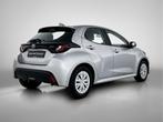 Toyota Yaris 1.5 Hybrid Dynamic Limited (bj 2024, automaat), Stof, Gebruikt, Zwart, 116 pk