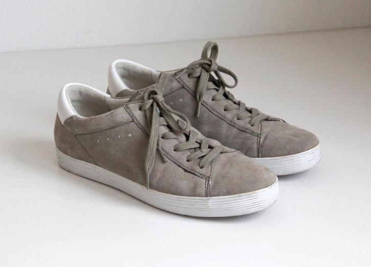 Gabor - leuke mosgroene sneaker / maat 5 = 38, Kleding | Dames, Schoenen, Zo goed als nieuw, Sneakers of Gympen, Groen, Verzenden