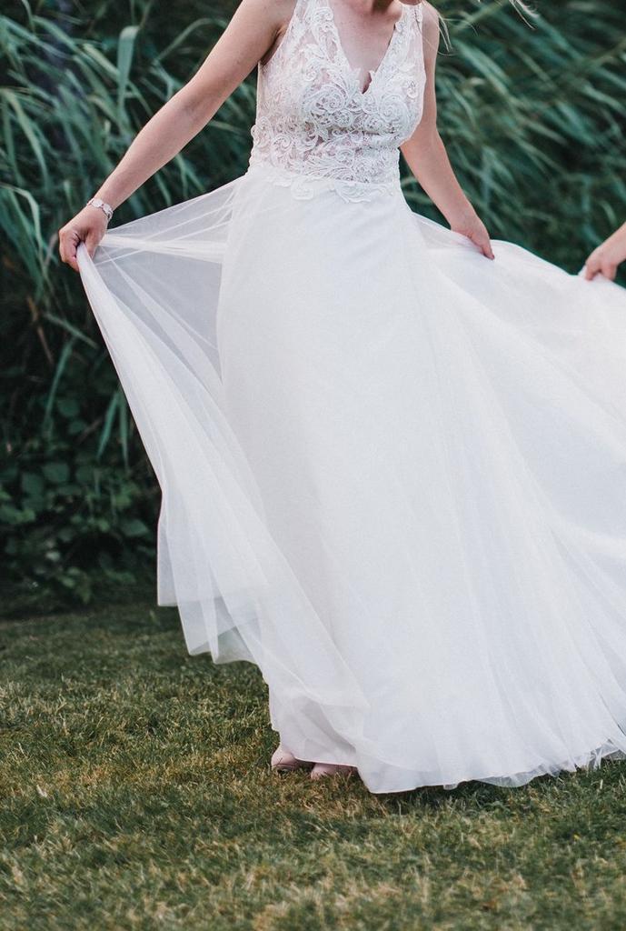 Prachtige trouwjurk met tule en kant / bohemian bruidsjurk, Kleding | Dames, Trouwkleding en Trouwaccessoires, Zo goed als nieuw