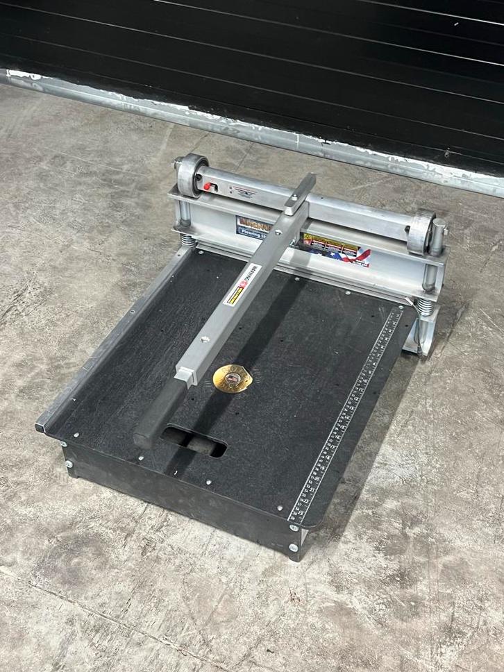 Magnum Vloer Snijder Pro laminaat parket pvc | 50cm breed, Doe-het-zelf en Verbouw, Gereedschap | Overige machines, Zo goed als nieuw