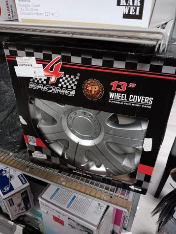 4 Racing 13" wieldoppen - Nieuw in doos! beschikbaar voor biedingen