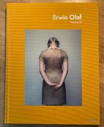 Erwin Olaf Volume II, Boeken, Kunst en Cultuur | Fotografie en Design, Ophalen of Verzenden, Zo goed als nieuw, Fotografen