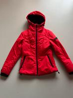 Superdry Ski Jack Meisjes - Maat 36 - Rood, Kleding | Dames, Wintersportkleding, Superdry, Ophalen of Verzenden, Jack, Maat 36 (S)