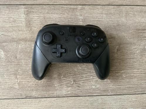 100% Originele Nintendo Switch Pro Controller, Spelcomputers en Games, Games | Nintendo Switch, Zo goed als nieuw, Overige genres