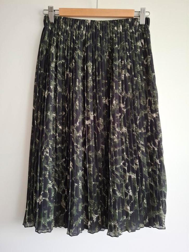 Nieuwe plissérok groen/zwart, Kleding | Dames, Rokken, Nieuw, Groen, Ophalen of Verzenden