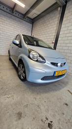 Toyota Aygo • 1.0 motor • 5 deurs • airco • 2006 • APK, Voorwielaandrijving, 68 pk, Origineel Nederlands, Bedrijf