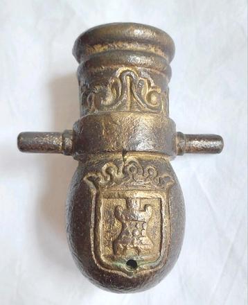 17e eeuw bronzen speelgoed Mortier Kanon militair canon toy beschikbaar voor biedingen