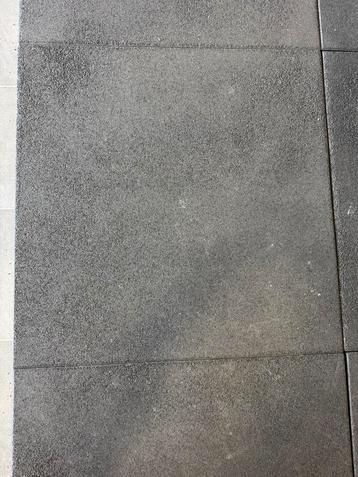 Fitness rubber vloer circa 30m2 beschikbaar voor biedingen