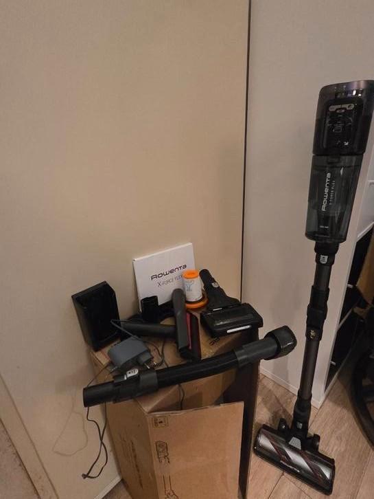 Rowenta x-force flex 12.60 neo steelstofzuiger, Witgoed en Apparatuur, Stofzuigers, Zo goed als nieuw, Overige typen, Reservoir