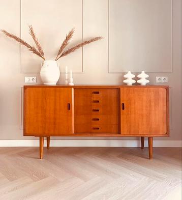 ~ Vintage retro dressoir lowboard kast Deens jaren ‘60 teak beschikbaar voor biedingen