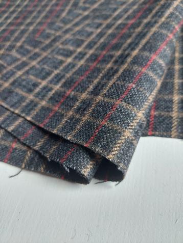 1,5 meter geweven polyeter wol melange stof ruiten beschikbaar voor biedingen