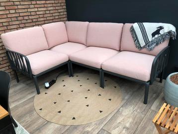 Nardi Komodo antraciet modulair tuinset + canvas roze kussen beschikbaar voor biedingen