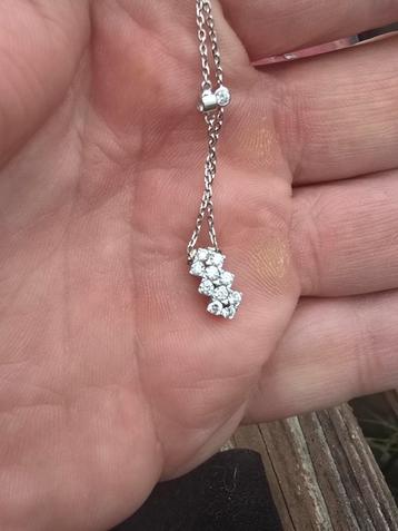 18 krt witgouden briljanten hanger met ketting beschikbaar voor biedingen