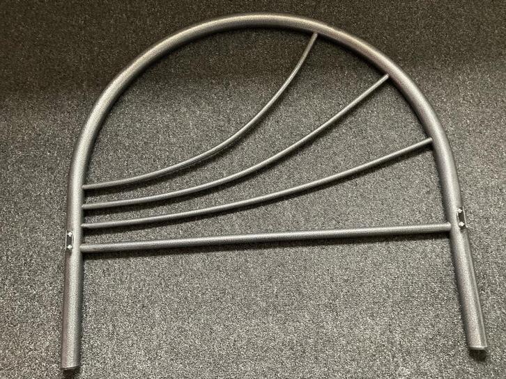 Metalen bed, Kinderen en Baby's, Kinderkamer | Bedden, Zo goed als nieuw, 180 cm of meer, 70 tot 85 cm, Lattenbodem, Matras, Ophalen