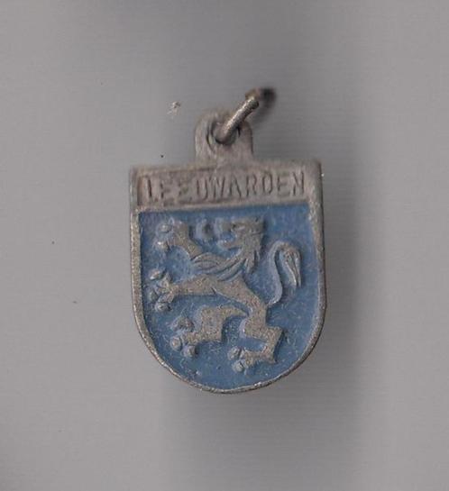 Leeuwarden Friesland bedel hangertje, Verzamelen, Speldjes, Pins en Buttons, Gebruikt, Speldje of Pin, Overige onderwerpen, Ophalen of Verzenden